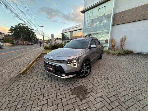KIA NIRO 1.6 GDI HEV SX PRESTIGE DCT KIA NIRO 1.6 GDI HEV SX PRESTIGE DCT